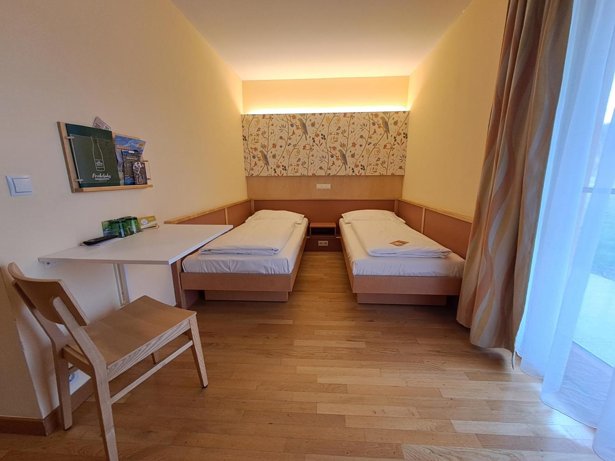 Jufa Hotel Stubenbergsee Экстерьер фото