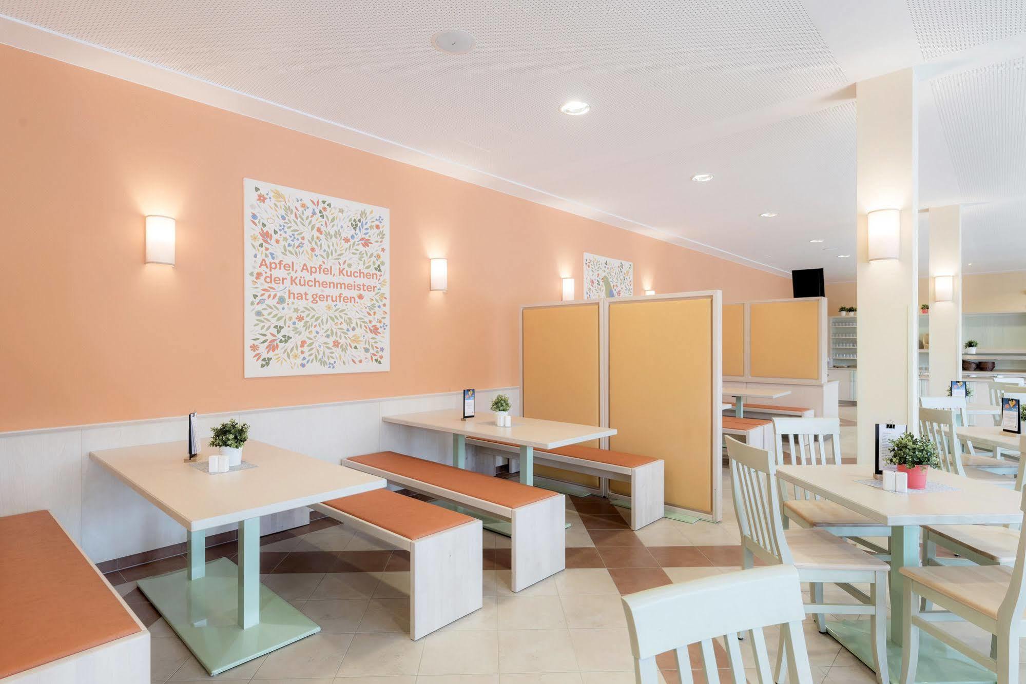 Jufa Hotel Stubenbergsee Экстерьер фото